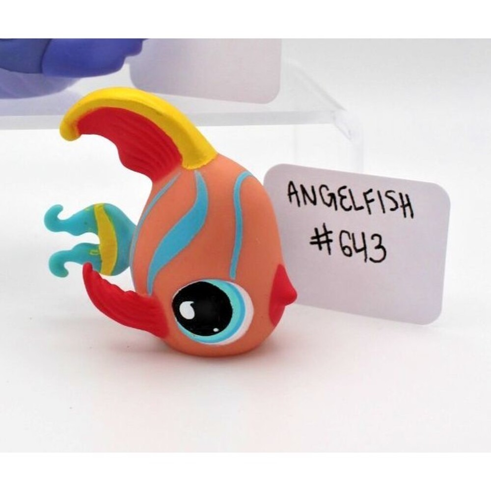 Littlest Pet Shop LPS #643 Angelfish Fish Authentic Hasbro 2008 Vintage
